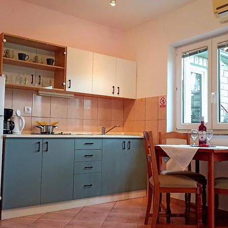 Holiday Home Larma Сень Екстер'єр фото