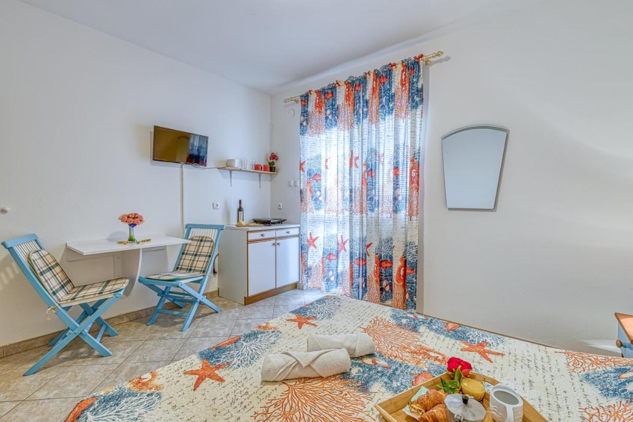 Holiday Home Larma Сень Екстер'єр фото