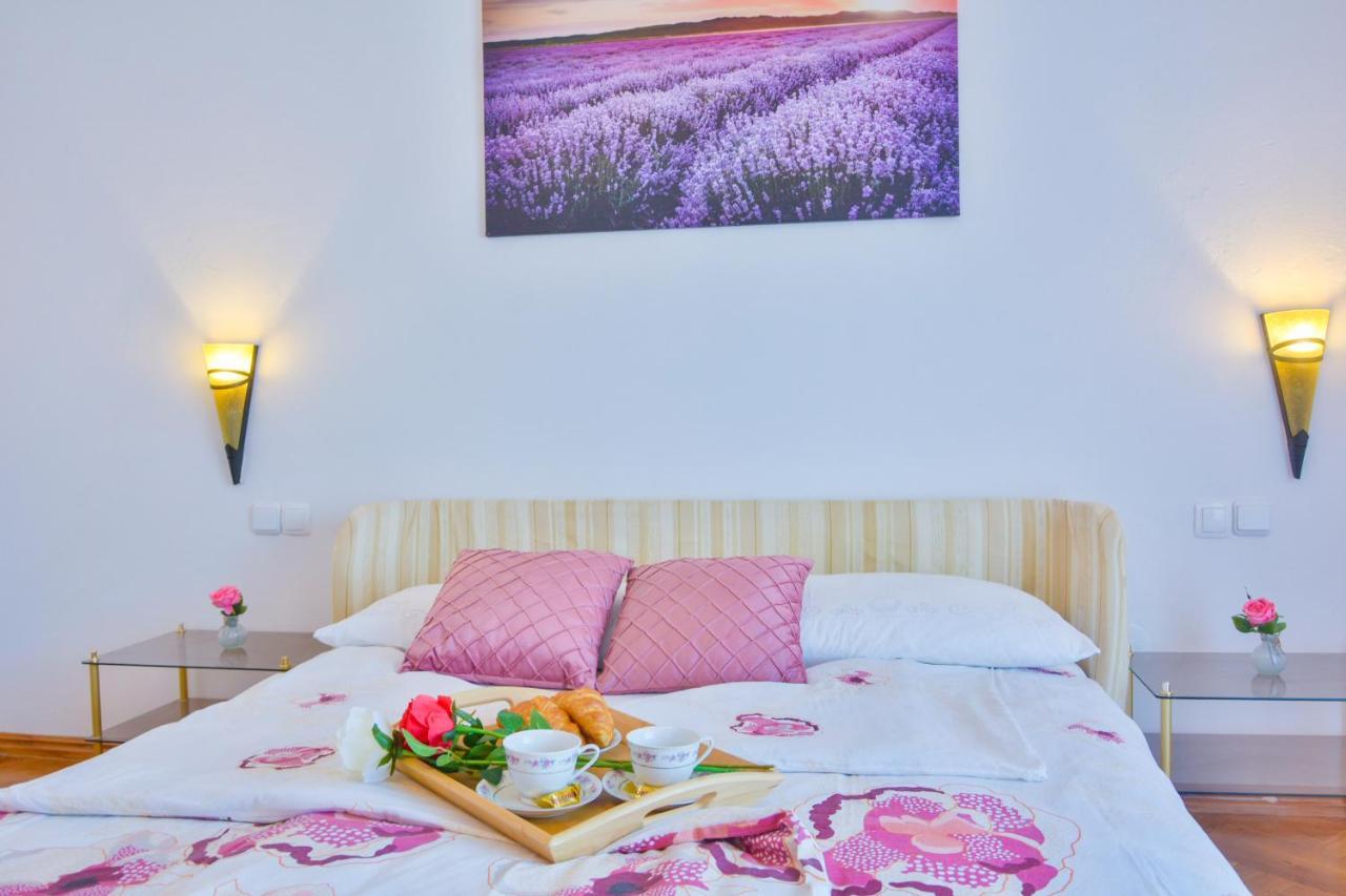 Holiday Home Larma Сень Екстер'єр фото
