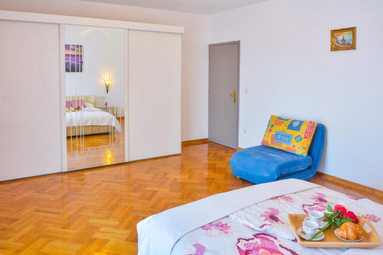 Holiday Home Larma Сень Екстер'єр фото