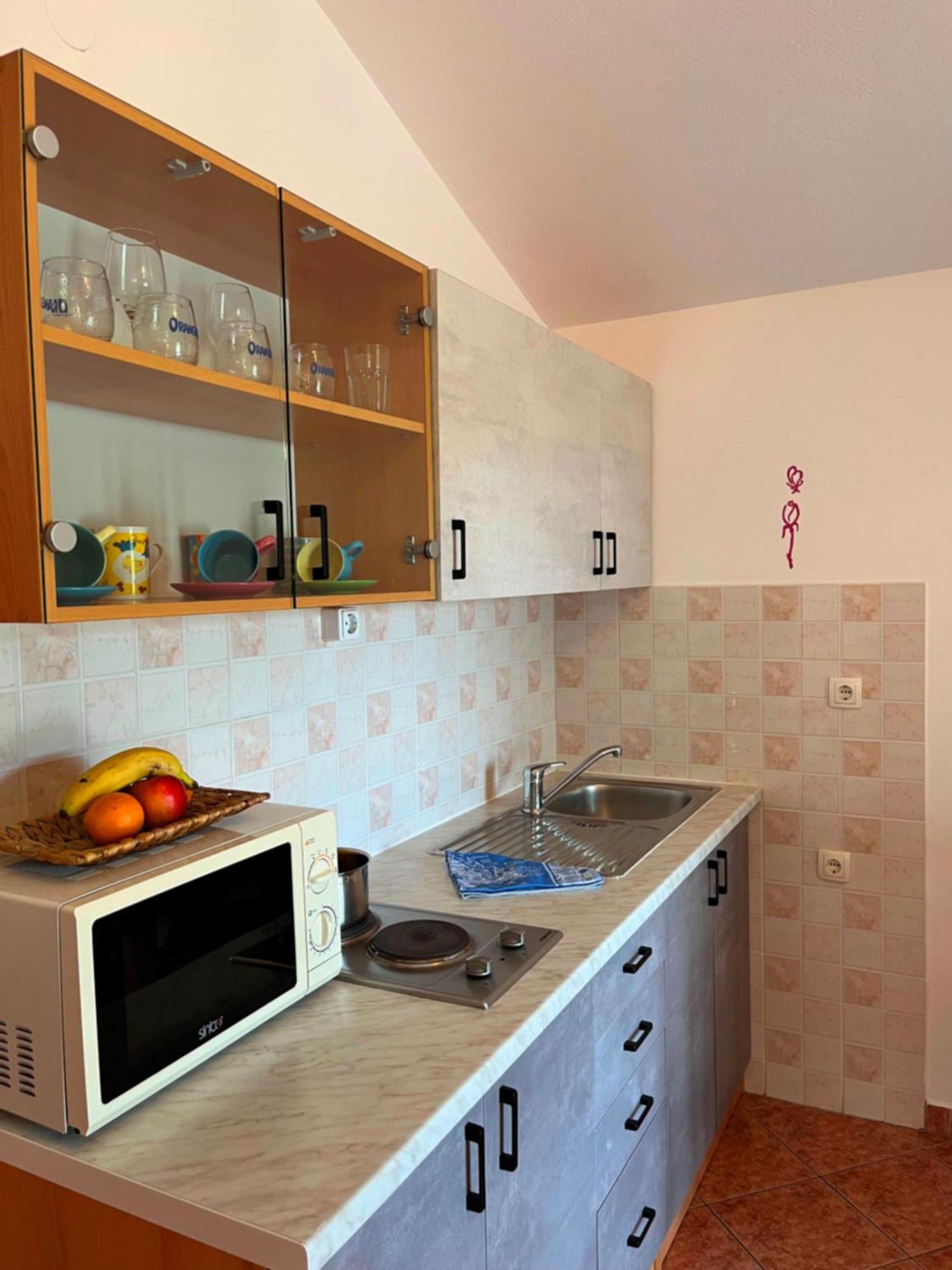 Holiday Home Larma Сень Екстер'єр фото