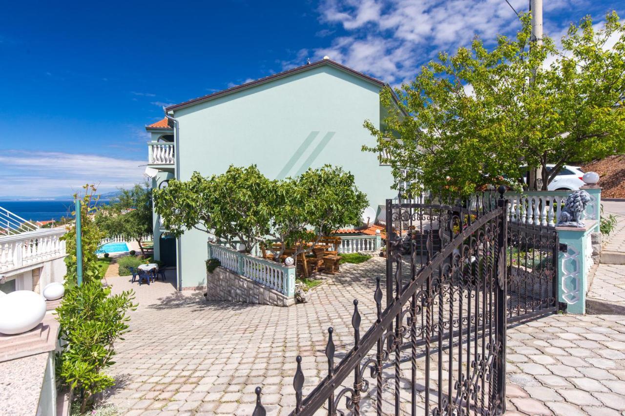 Holiday Home Larma Сень Екстер'єр фото